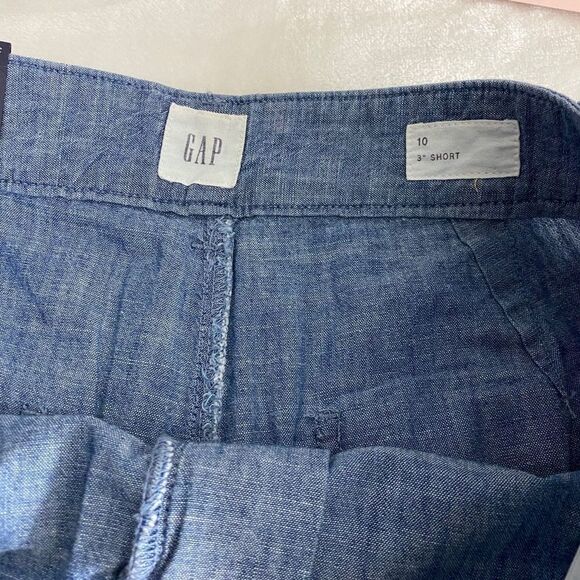 nwt Gap size 10 3" Short Chambray - Picture 6 of 8